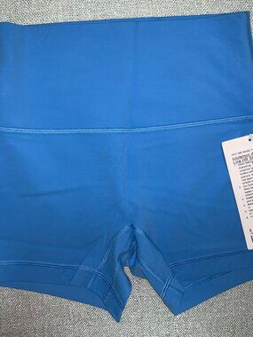 lululemon MWT Align No Line™ High-Rise Short 4" Size 6 Ocean Wave